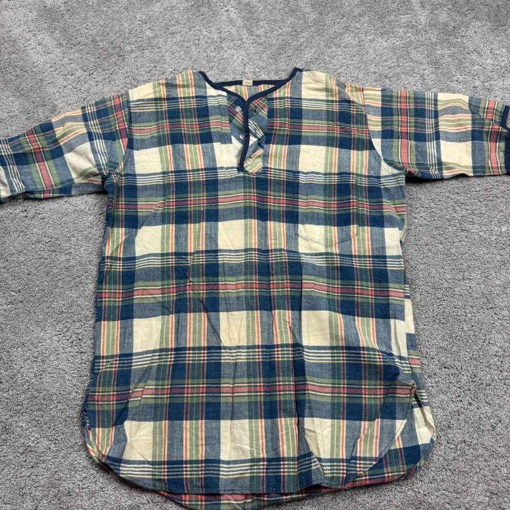 Vintage 1970s MODEL Youth 16 Short Sleeve Henley Plaid Tapered Fit Women's Small